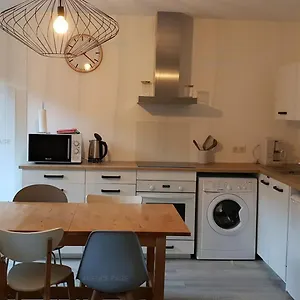 Appartement Cauterets, 1 Pièce, 4 Personnes - Fr-1-234-242