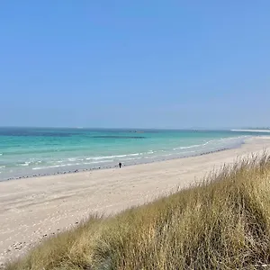 Avec Exterieur Et Piscine Partagee Mespaul